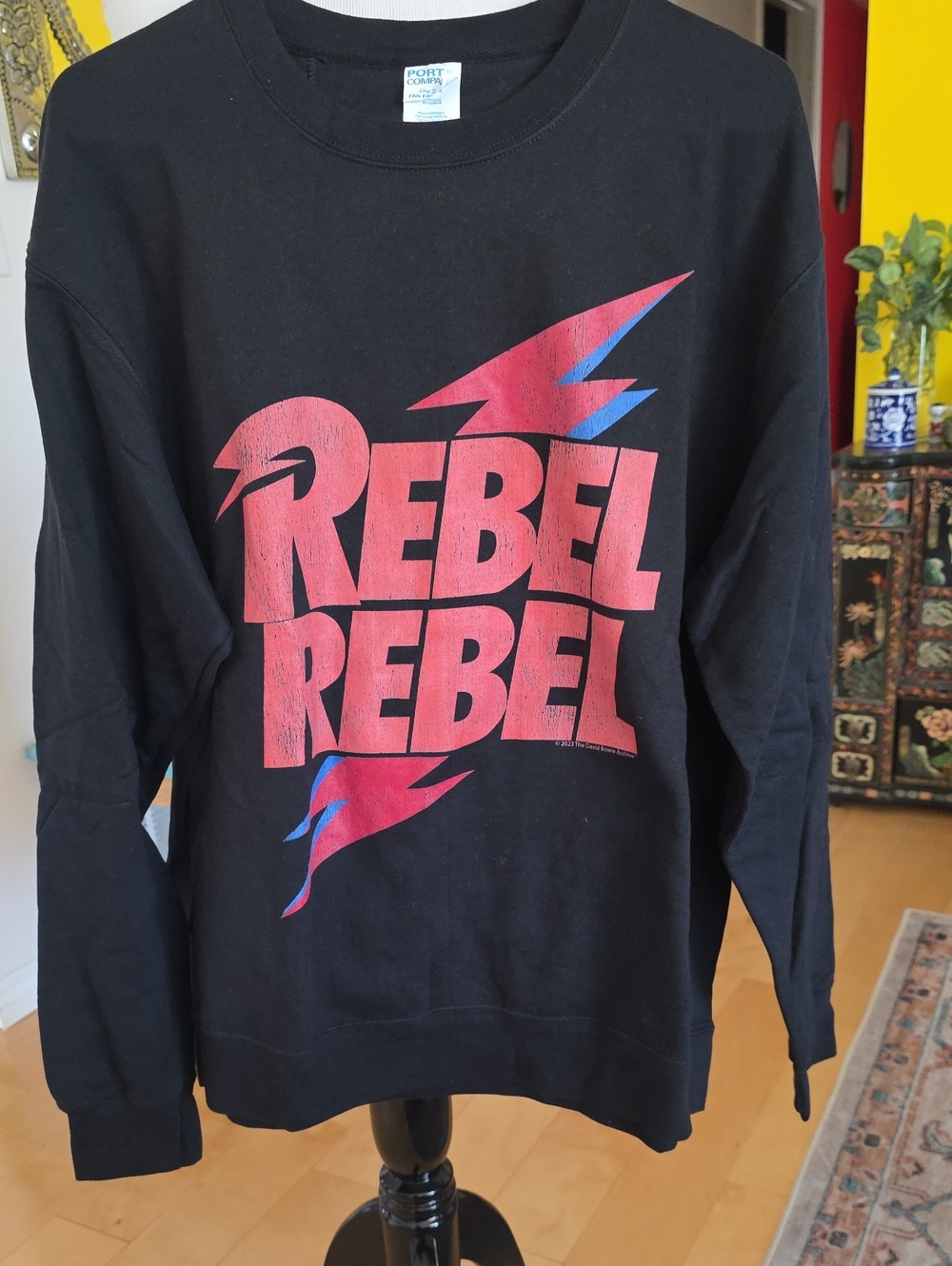 Black 'Rebel Rebel' Graphic Pullover Sweatshirt